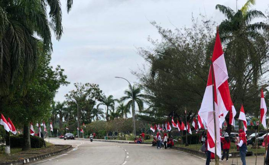 Peringati Hut Ri Ke Pemkab Kukar Kembali Gelar Gebrakan Bagikan